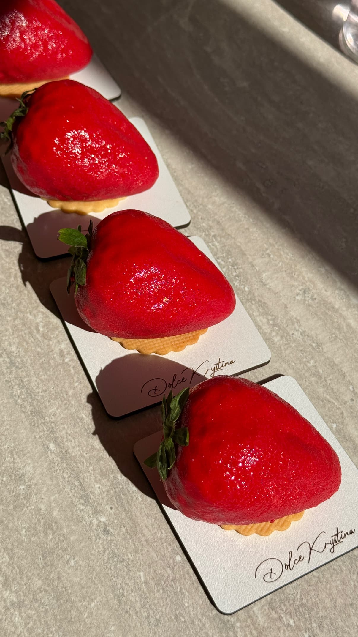 FRAGOLA Atelier Dolce Krystina